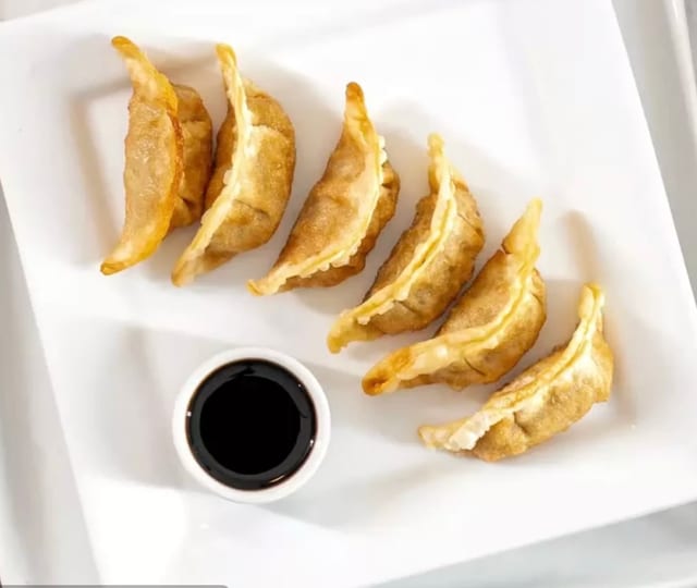 Gyoza Fried/Steamed (6).
